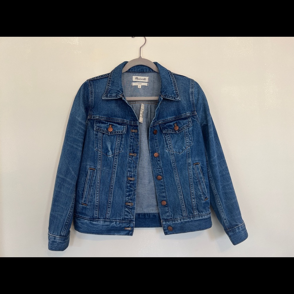 Madewell classic denim jacket in Pinter size S